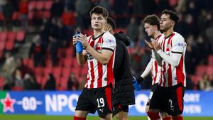 Trener PSV-a otkrio šta je rekao Bajraktareviću na poluvremenu: "Morao sam mu skrenuti pažnju"